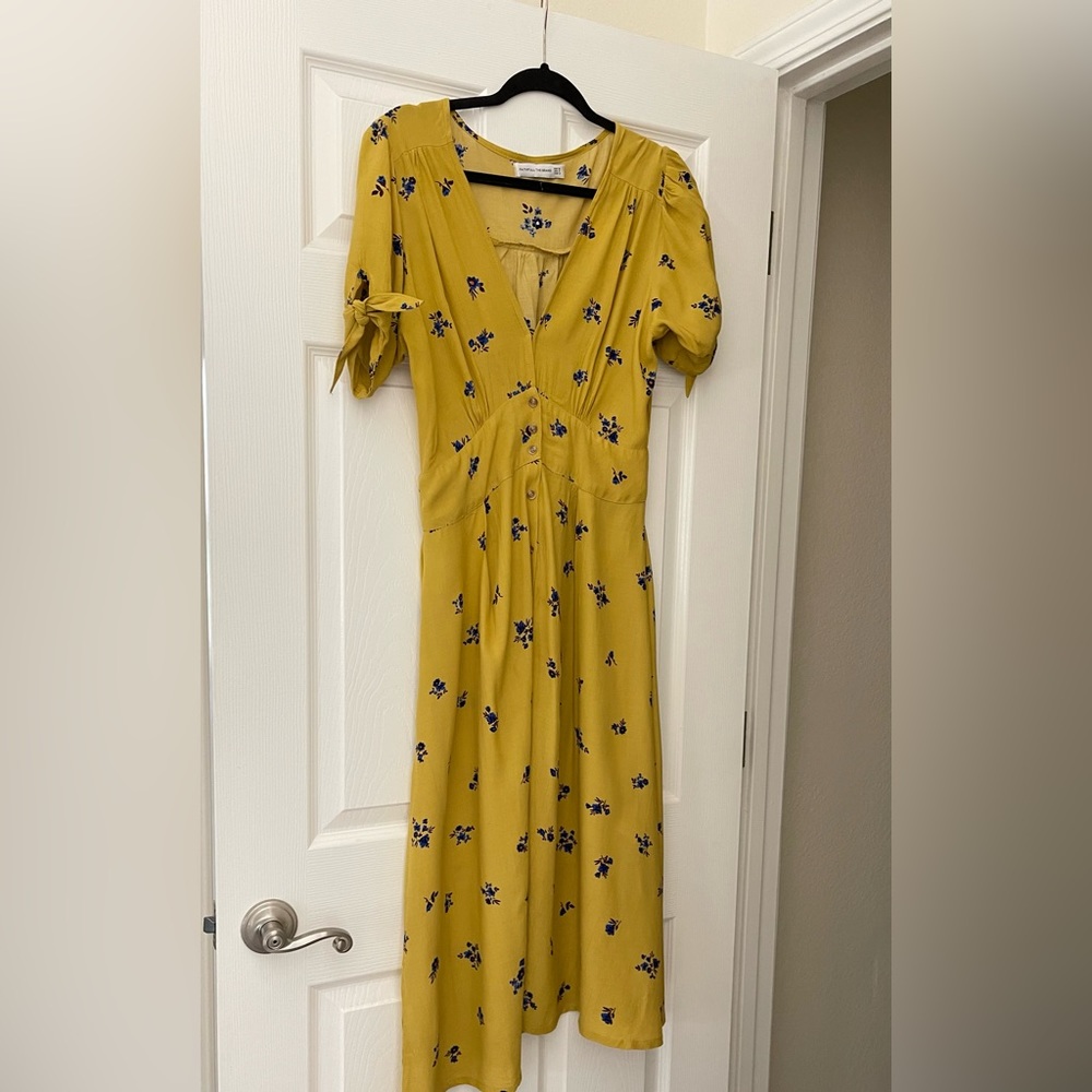 Anthropologie FAITHFUL THE BRAND mustard color dress.